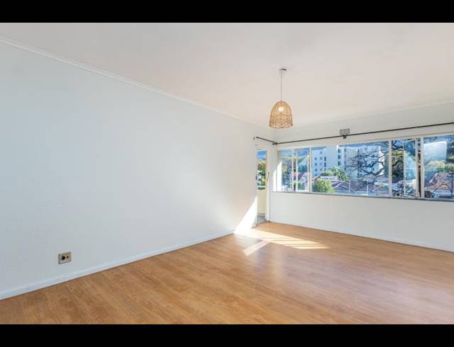 3 BEDROOM PROPERTY TO RENT IN RONDEBOSCH